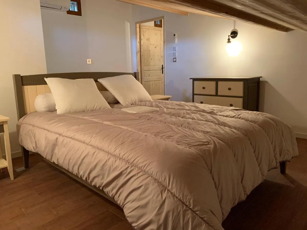 Chalet La Bergerie Villa Saint-Apollinaire-de-Rias